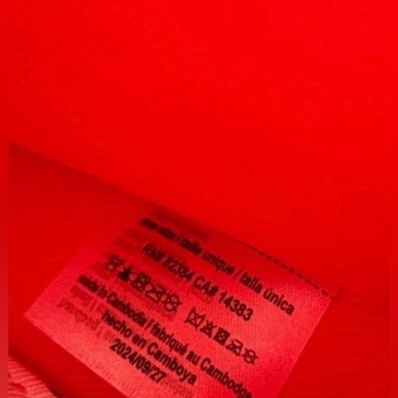 NWT TED BAKER LONDON “THE ICON” 
IRIS PRINT TOTE

SHE IS SO PRETTY!👛🌷🌸 - Picture 12 of 12